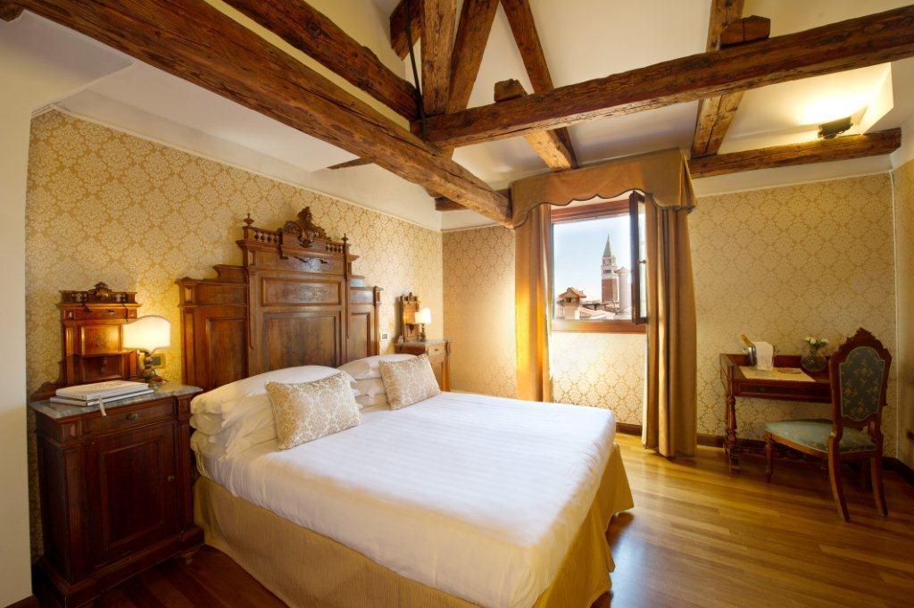 Palazzo Bembo - Exclusive 2* Venice