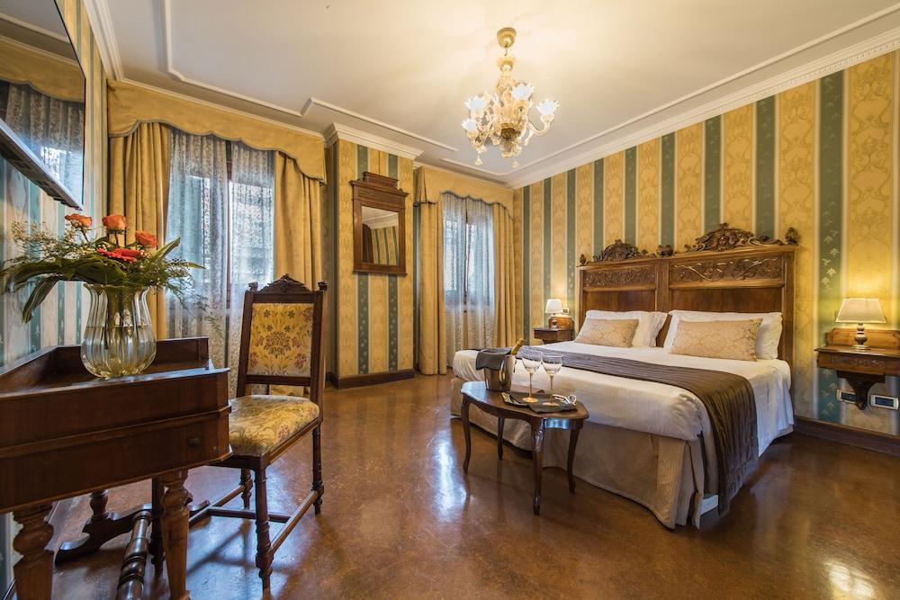 Palazzo Bembo - Exclusive Guest house 2*